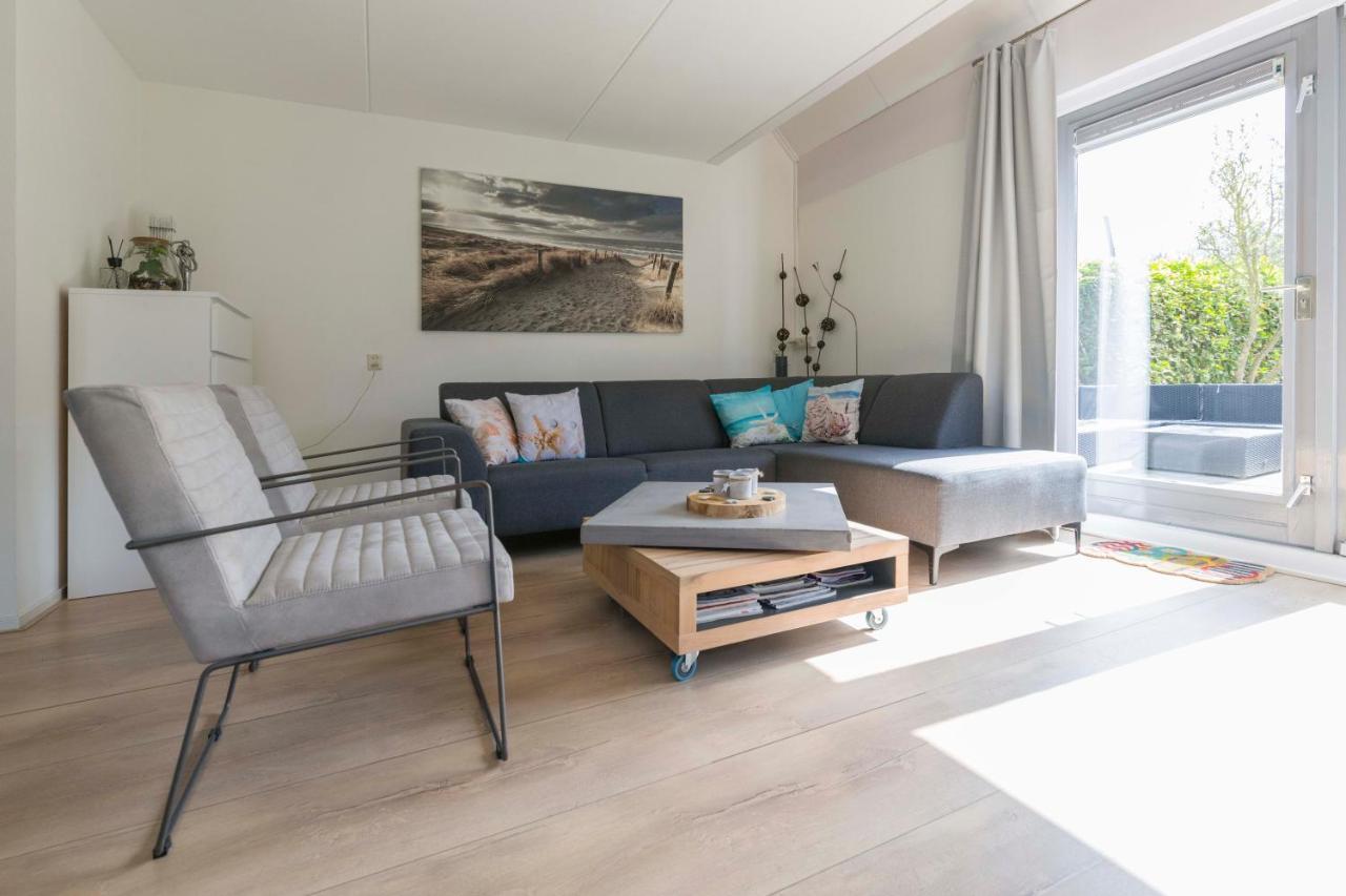 Vakantiehuis Op Villapark Oesterbaai Aan Zee , Met Speeltuin Grenzend Aan De Tuin Wemeldinge Eksteriør bilde