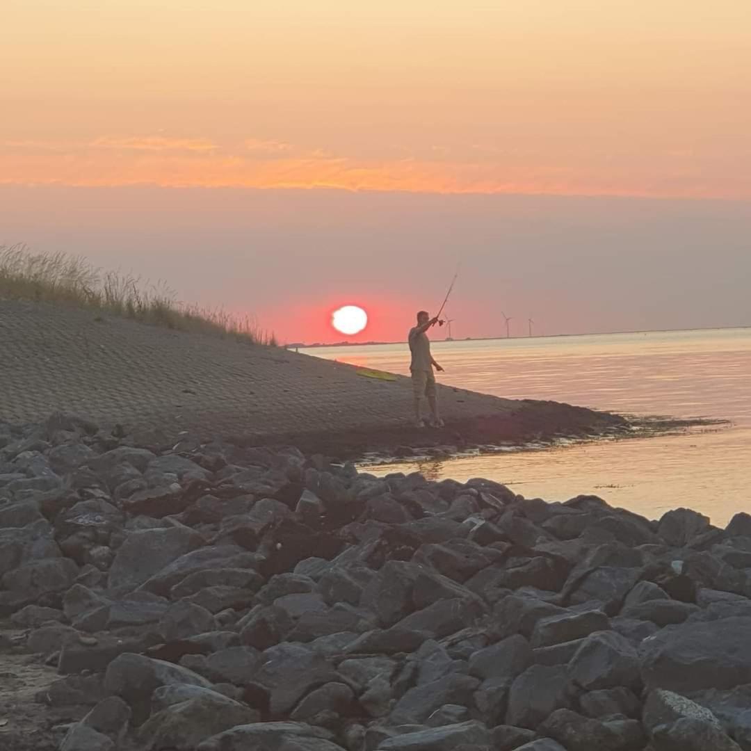 Vakantiehuis Op Villapark Oesterbaai Aan Zee , Met Speeltuin Grenzend Aan De Tuin Wemeldinge Rom bilde